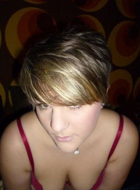 Mila25 - Mutter mit Kind (aber ohne Mann) sucht Sex!