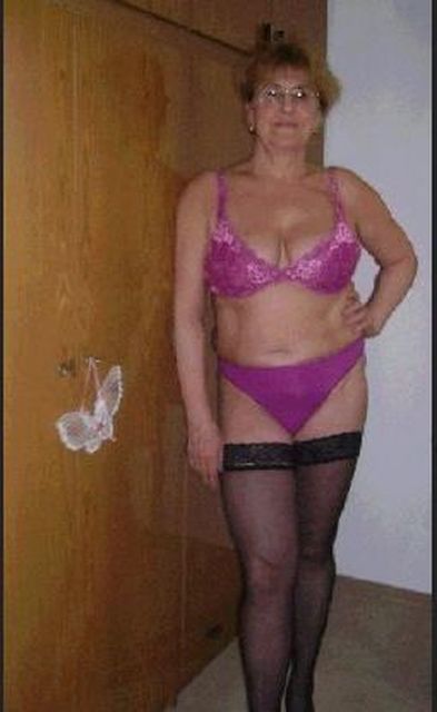 ZeigeGern - In der Erotik habe ich keine Grenzen! 