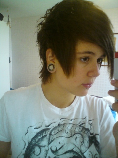 Demo21 - Ich bin klein und zart und suche gross und sportlich!