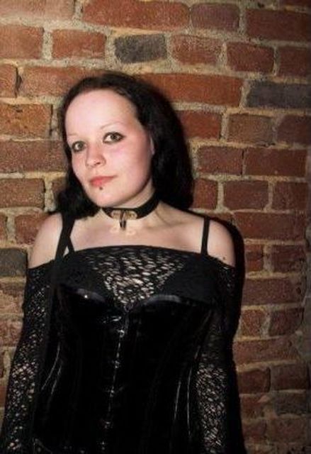 LaLaLaLa31 - Devot, Fesselspiele, Dreier?