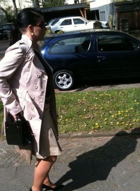 Dita40 - Schwarzhaarige Frau sucht blonden Hünen! 