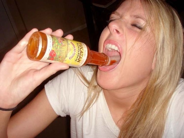 Rebella28 - Junge Frau für alten Mann!